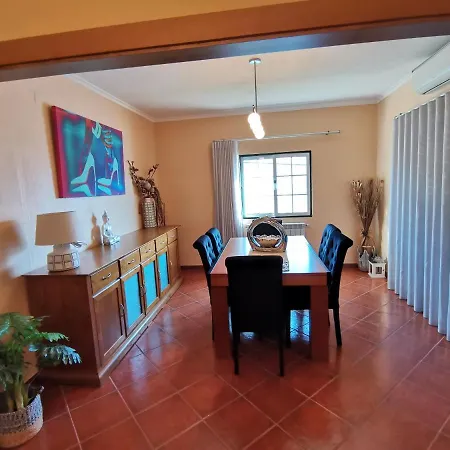 Vivenda Portela * Covelinhas